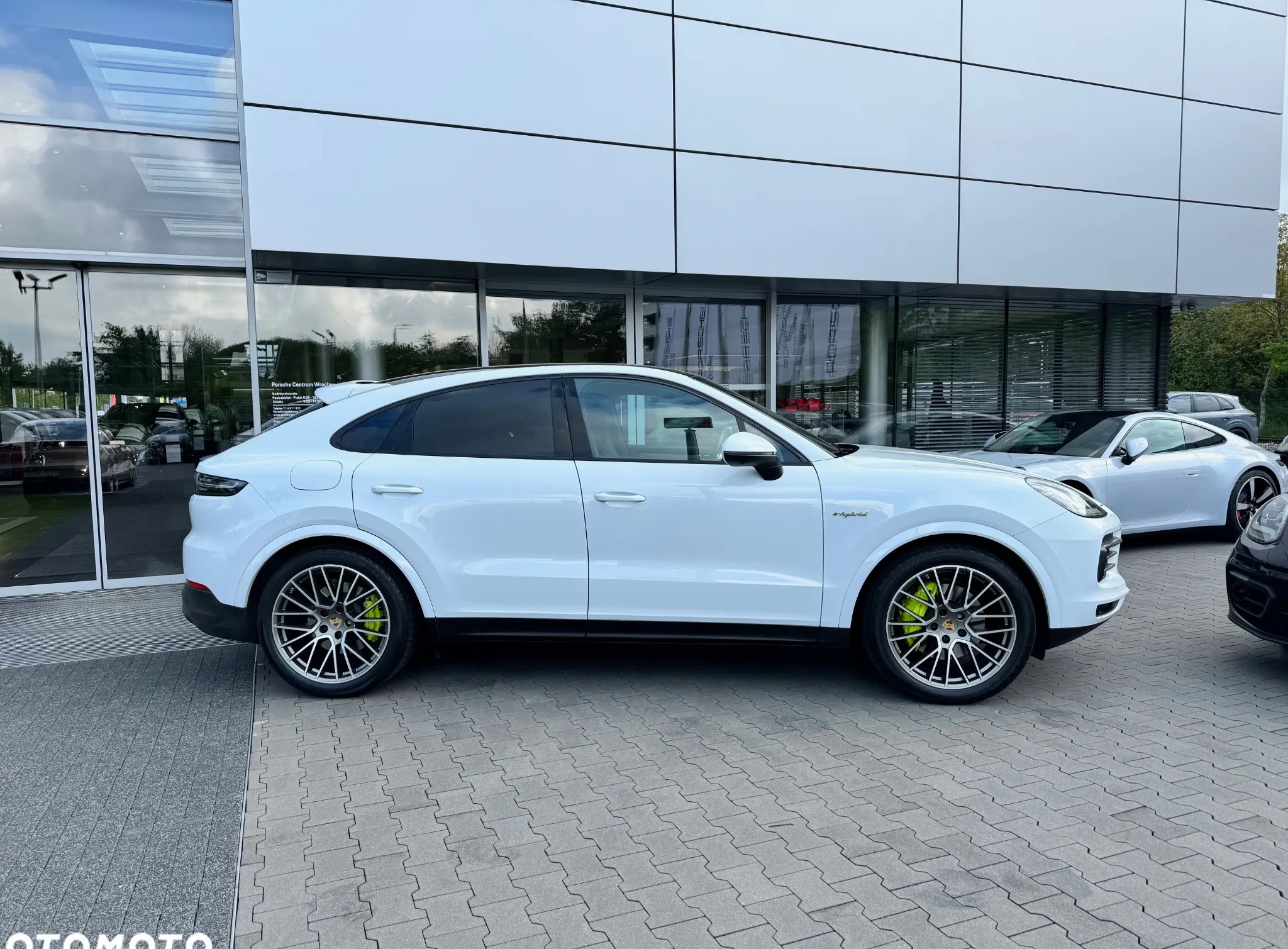 Porsche Cayenne cena 455000 przebieg: 19000, rok produkcji 2023 z Stalowa Wola małe 211